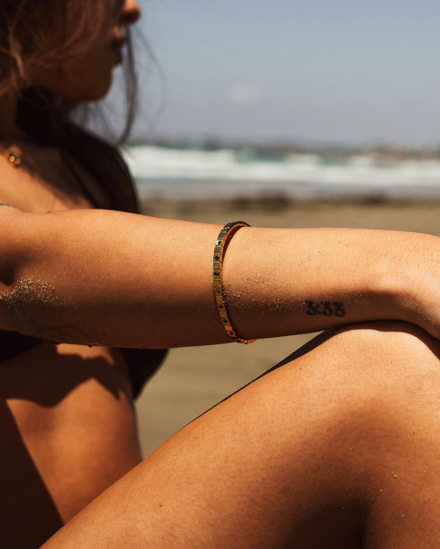 Aurora Bracelet — A Closer Look