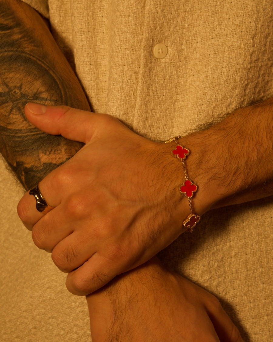 Alma Dusk Bracelet For Him — A Closer Look