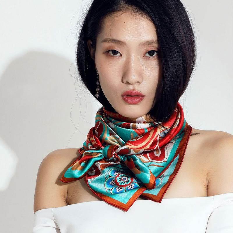 Dunhuang Silk Scarf — A Closer Look