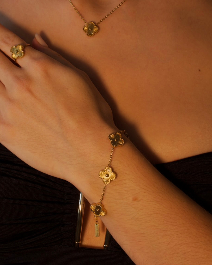 Alma Gold Bracelet — A Closer Look