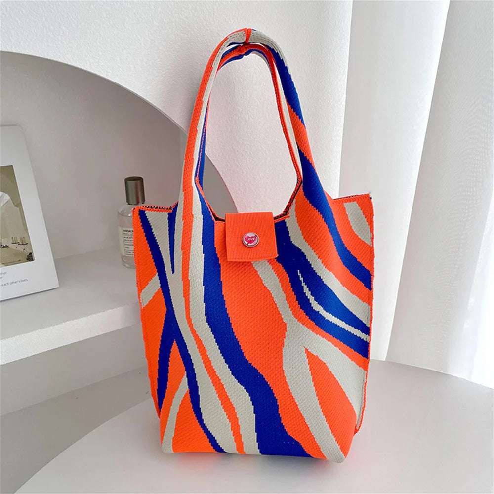 New Corrugation Knitted Handbag Girl Casual Shoulder Bag Women Retro Large Capacity Commuter Bucket Bag Phone Keys Purse 28*18cm