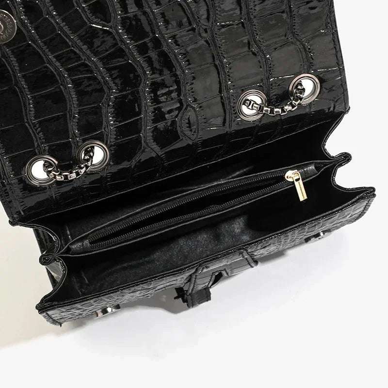 Chain Crossbody Bag — An Everyday Accent