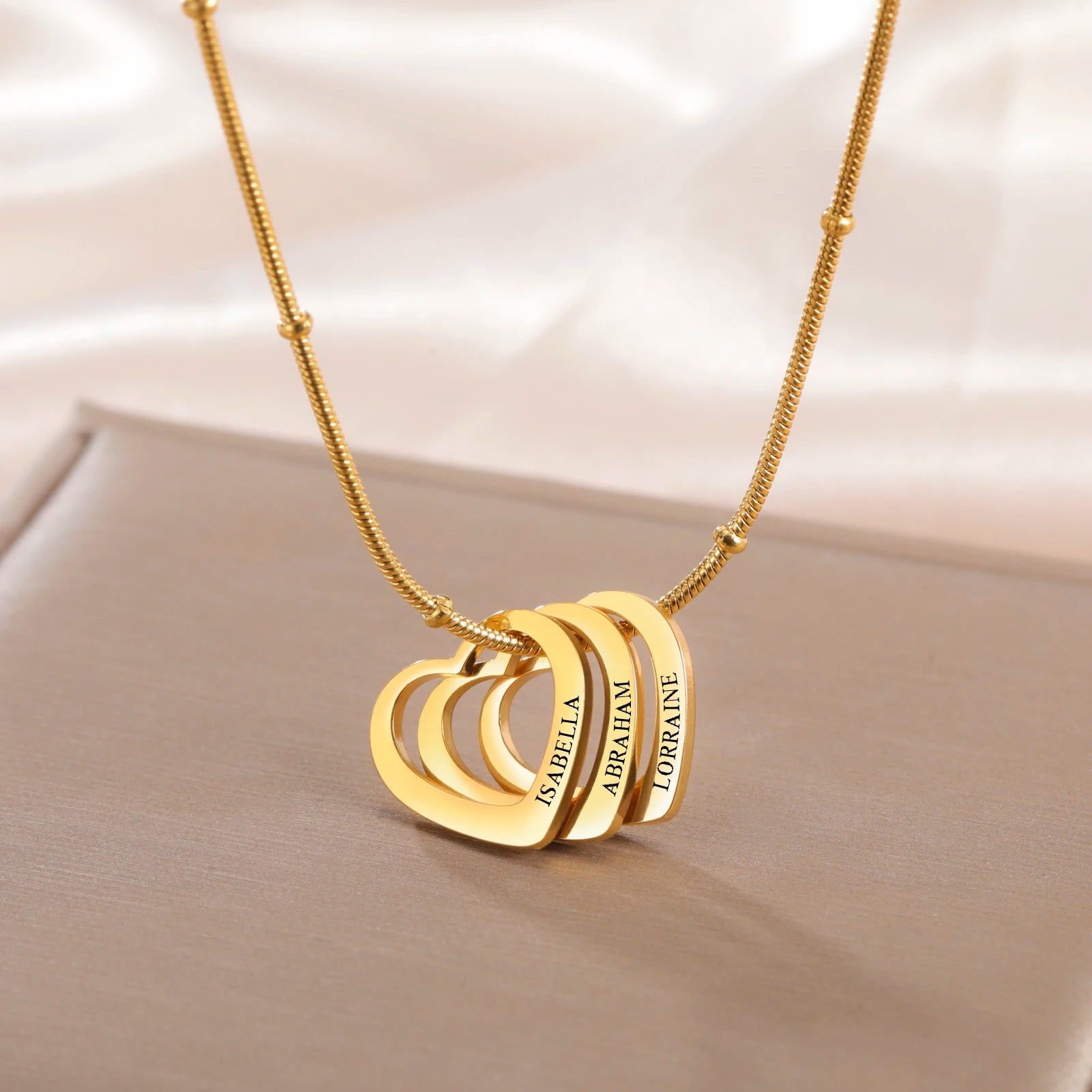 Lemegeton Customize Name Love Necklace 1-4 Heart Pendant Personalized Engraved Name Stainless Steel Jewelry Couple Family Gifts - EastCurated