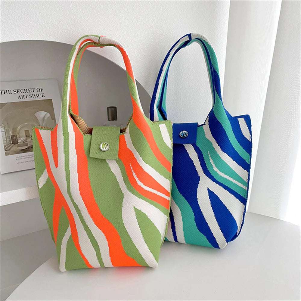 New Corrugation Knitted Handbag Girl Casual Shoulder Bag Women Retro Large Capacity Commuter Bucket Bag Phone Keys Purse 28*18cm