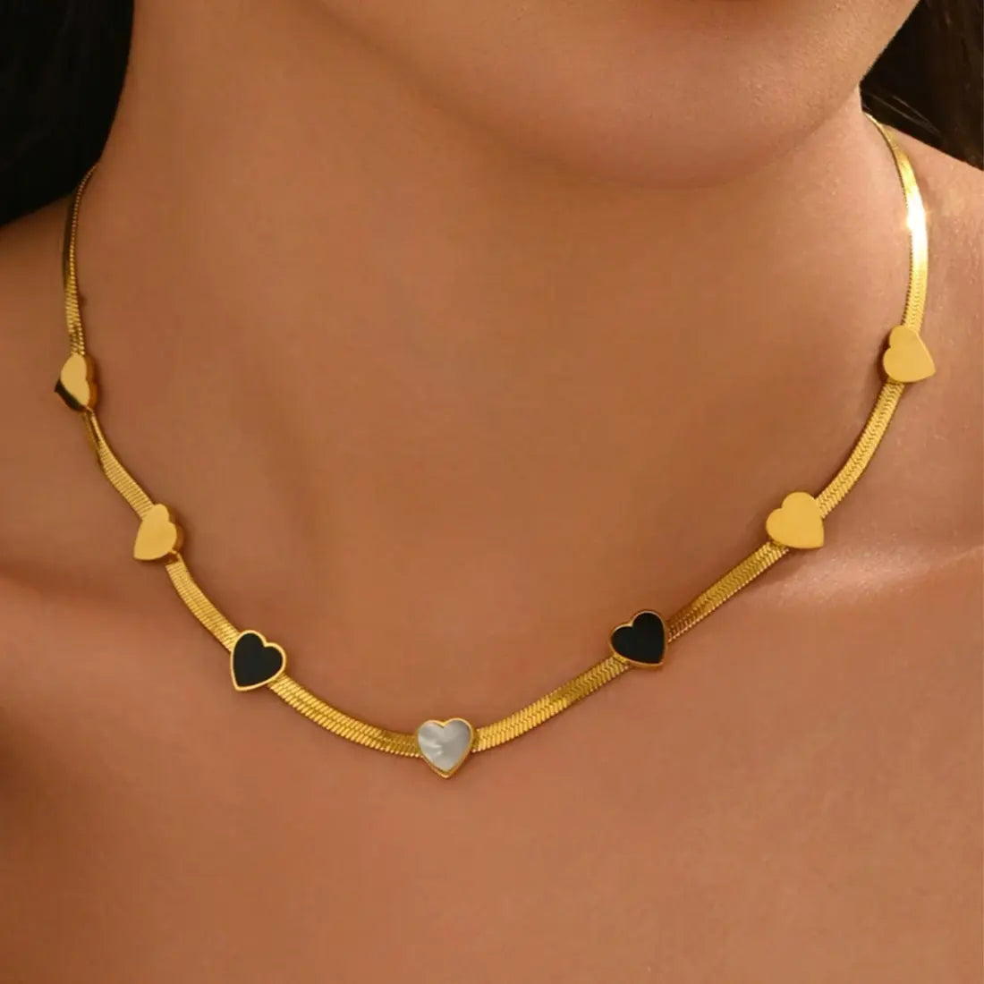 Women's Heart Shape 18K Gold Plated Necklace and Bracelet Set - EastCurated
