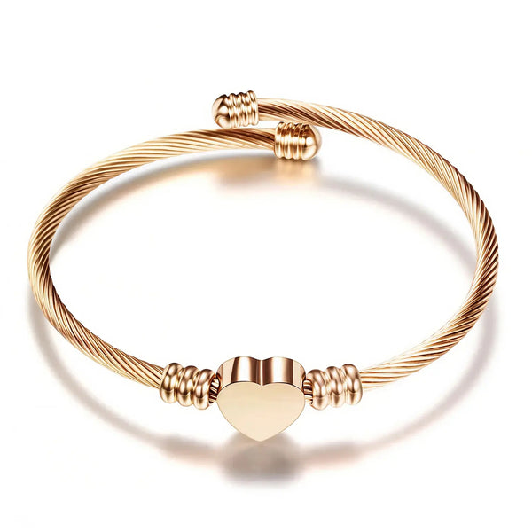 Women's Heart Signet Bracelet - EastCurated