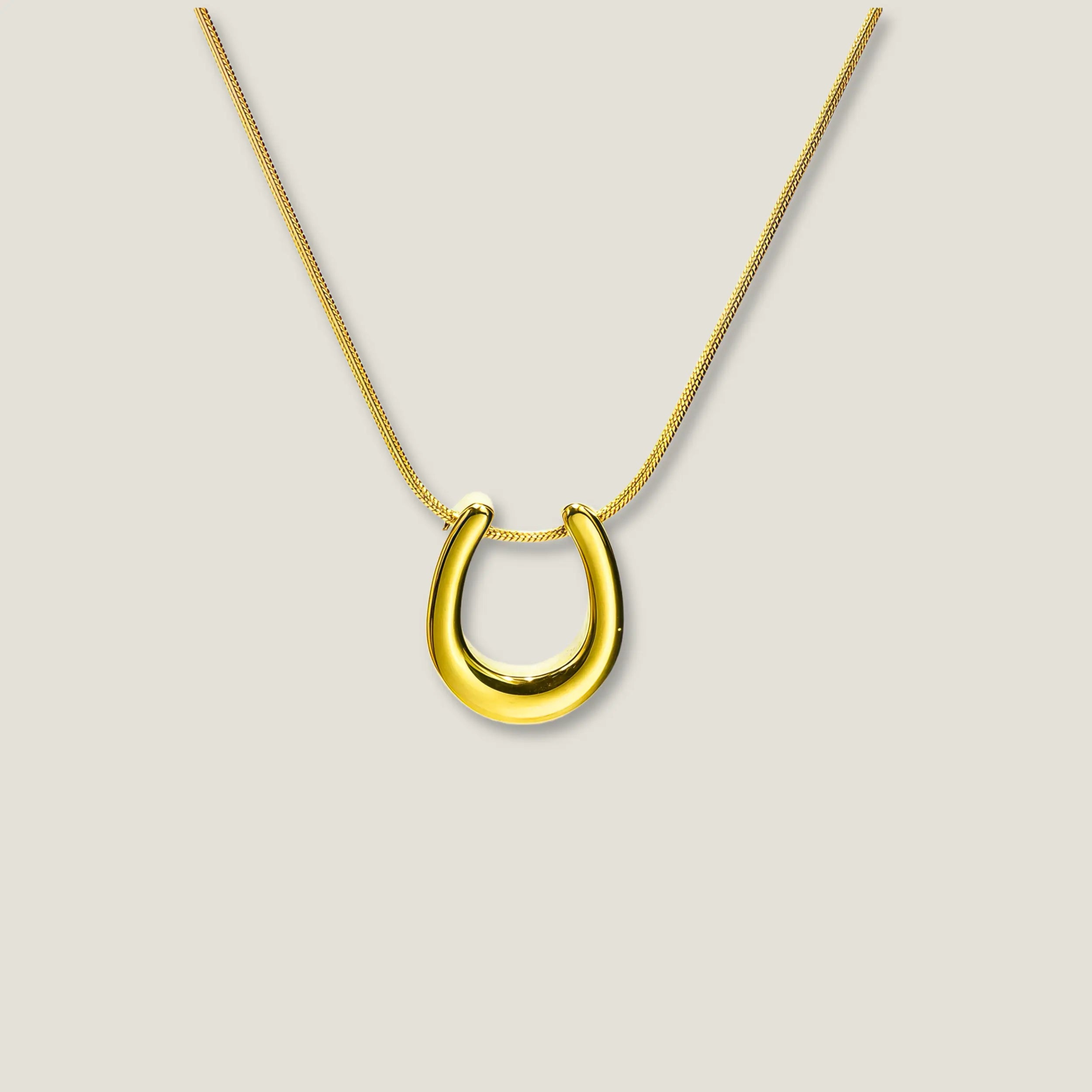 Women's Horseshoe Snake Necklace - EastCurated