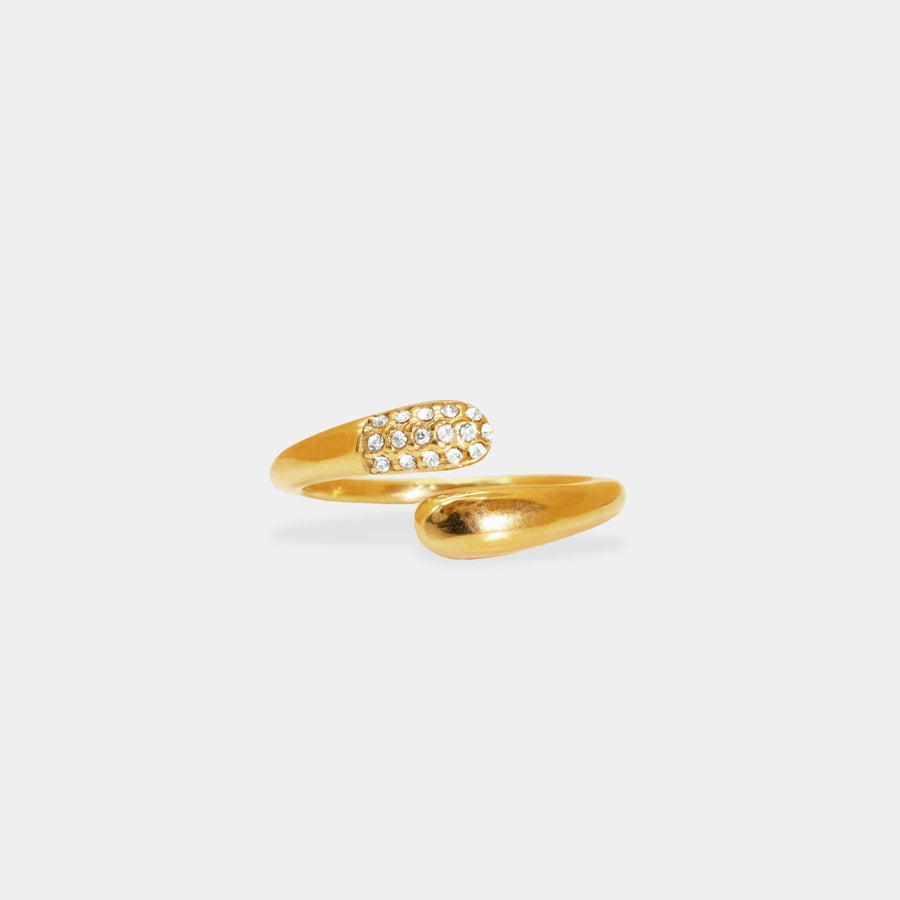 Lumière Ring — The Signature Detail
